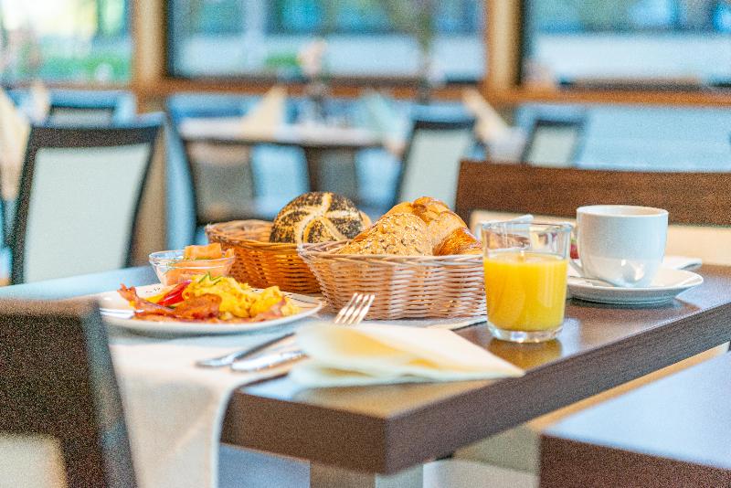 Das Hotel An Der Stadthalle   Rostock Hbf