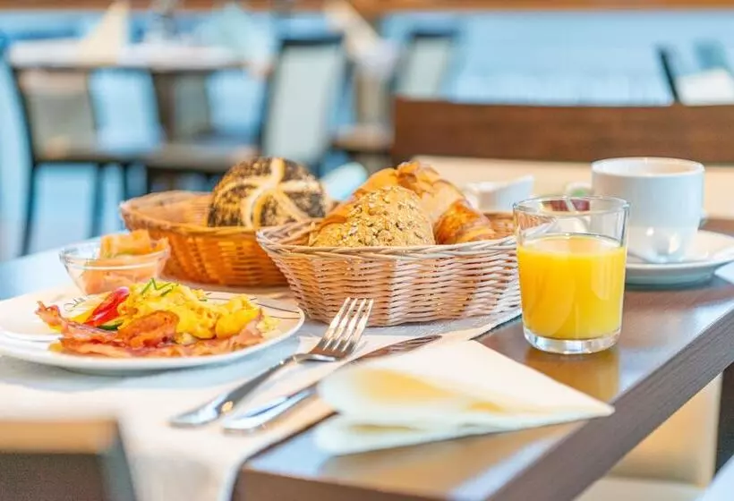 Das Hotel An Der Stadthalle   Rostock Hbf