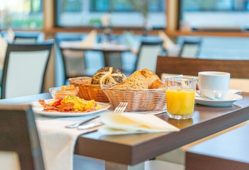 Das Hotel An Der Stadthalle   Rostock Hbf