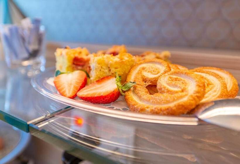 Das Hotel An Der Stadthalle   Rostock Hbf