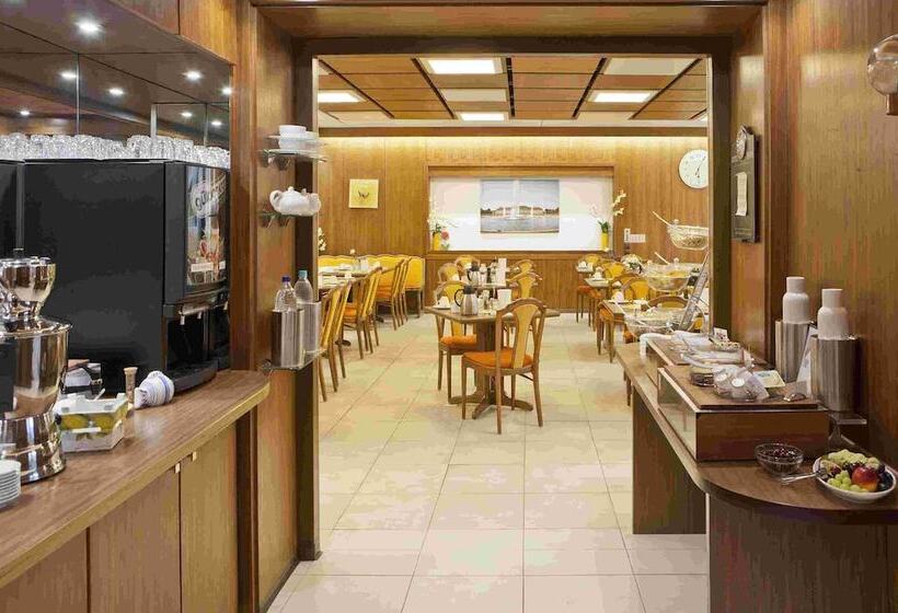 Отель Blauer Karpfen