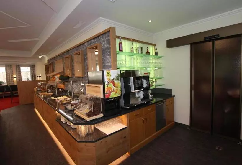 Отель Bärolina