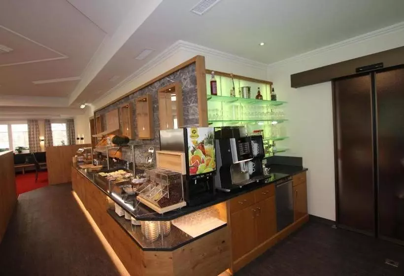 Отель Bärolina