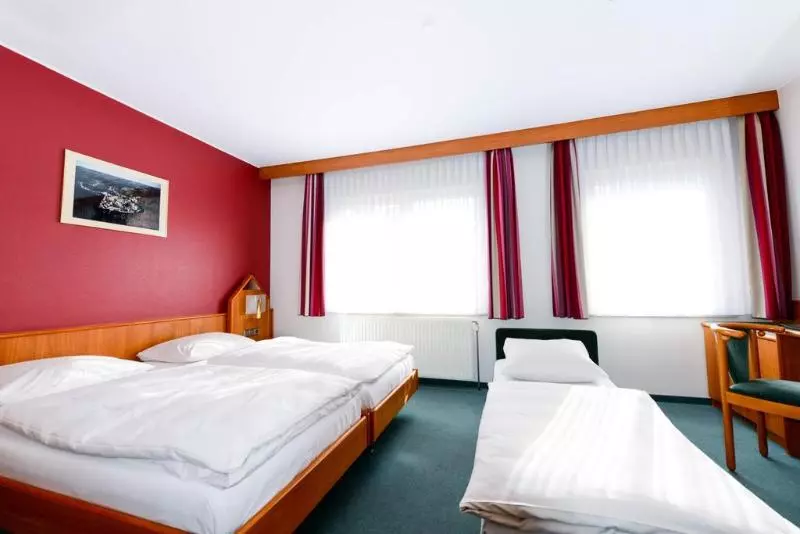 هتل Christophe Colomb