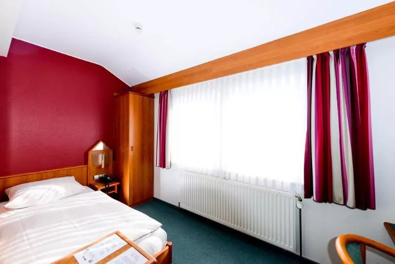 هتل Christophe Colomb