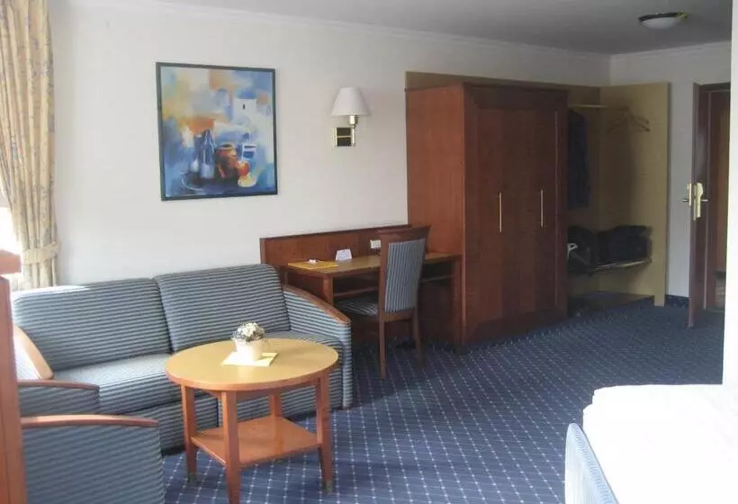 Hotelli Gasthof Maisberger