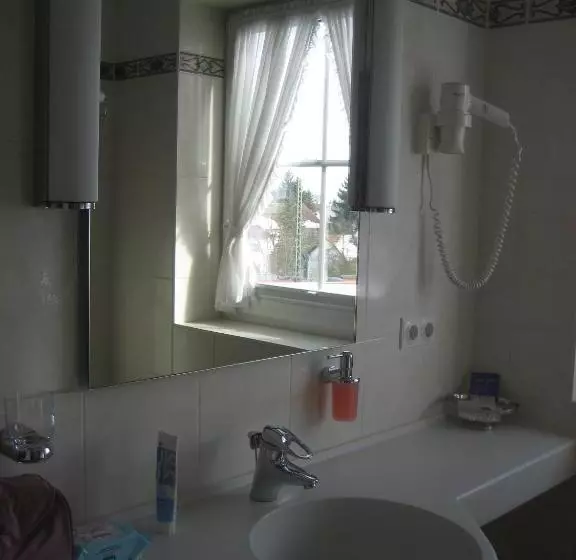 Hotelli Gasthof Maisberger