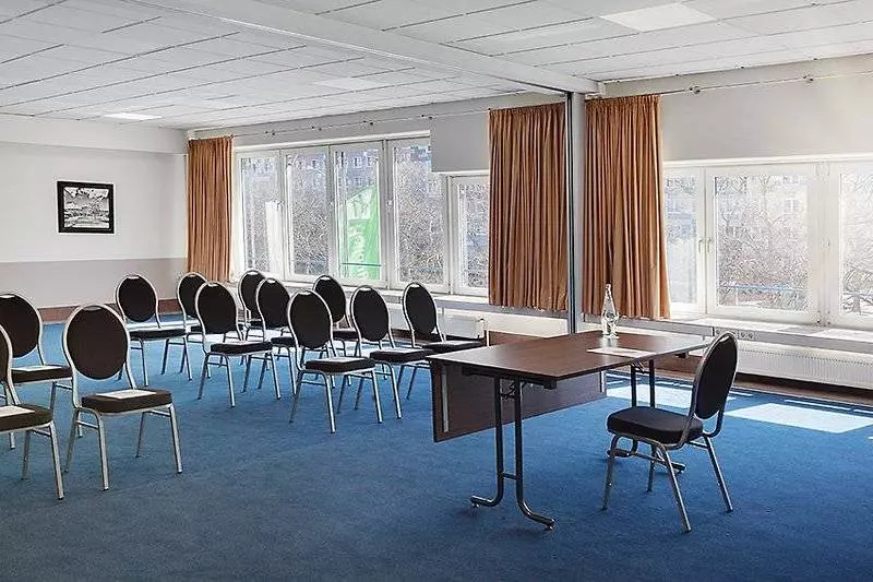 هتل Holiday Inn Berlin Cityeast Landsberger Allee, An Ihg