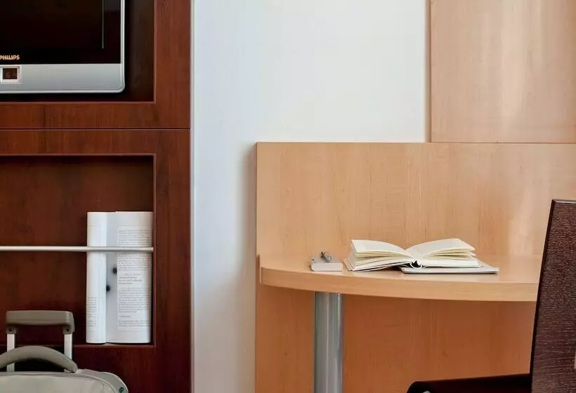 ホテル Ibis Berlin City Süd