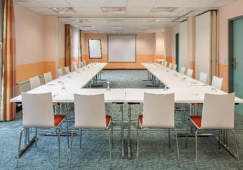 Отель Ibis Styles Speyer