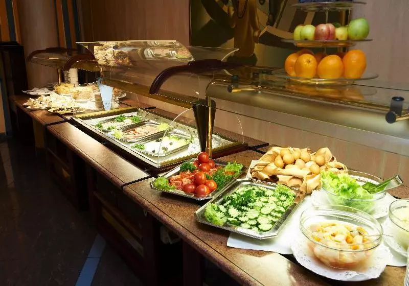 Отель Neptun Business