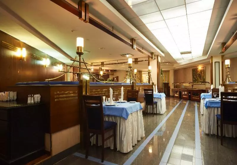 Отель Neptun Business