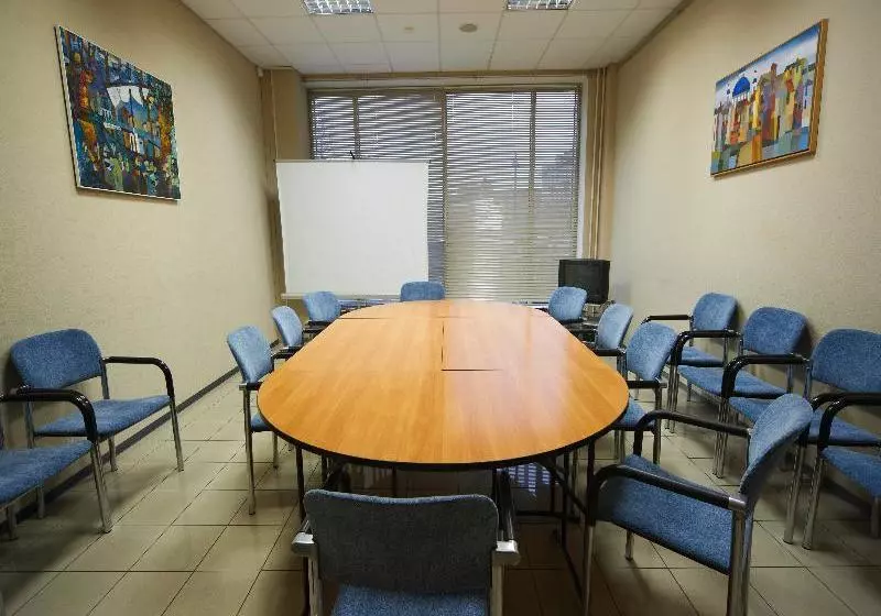 Отель Neptun Business