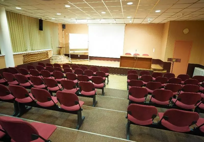 Отель Neptun Business