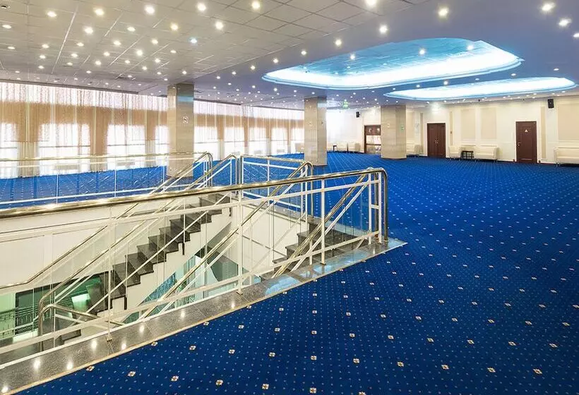 Radisson Slavyanskaya Hotel And Business Centre, Moscow