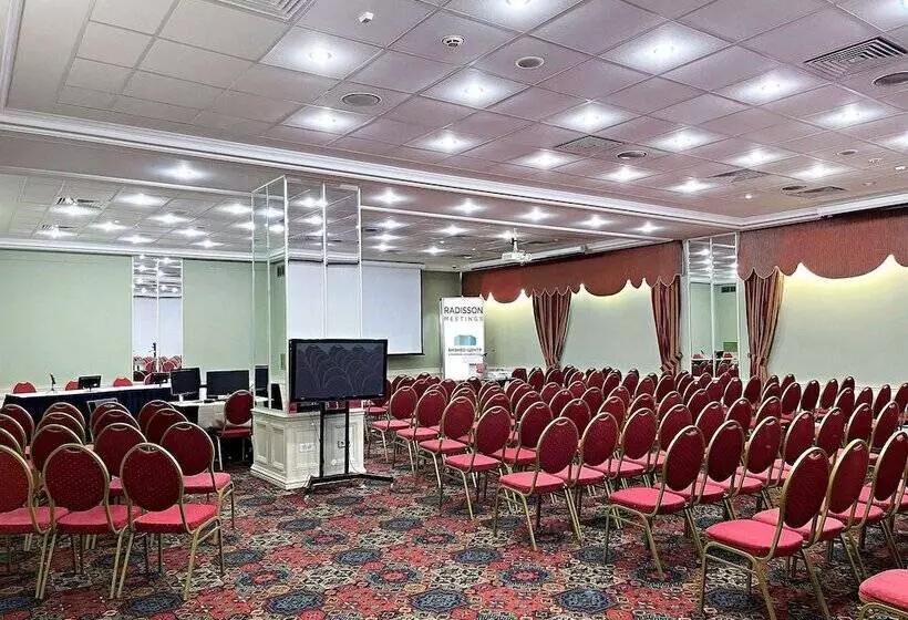 Radisson Slavyanskaya Hotel And Business Centre, Moscow