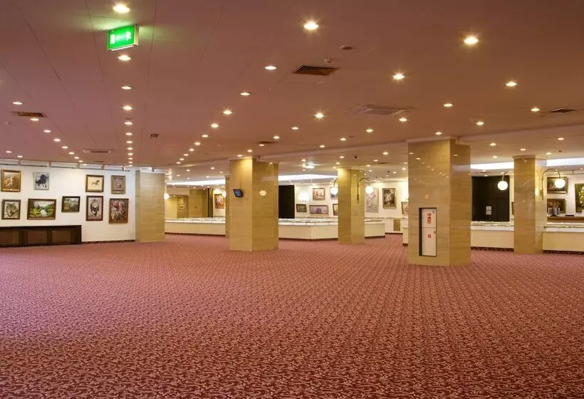 Radisson Slavyanskaya Hotel And Business Centre, Moscow