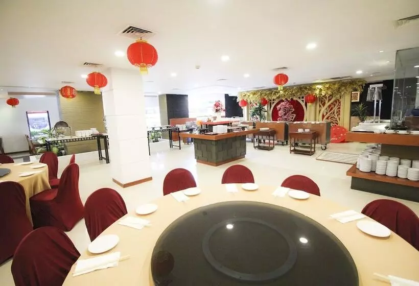 Redtop Hotel & Convention Center