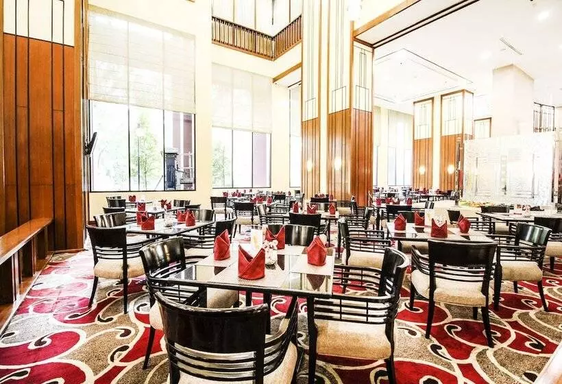 Redtop Hotel & Convention Center