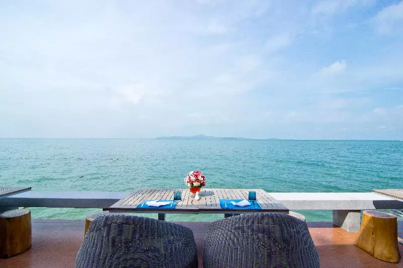 בית מלון כפרי Royal Wing Suites & Spa Pattaya