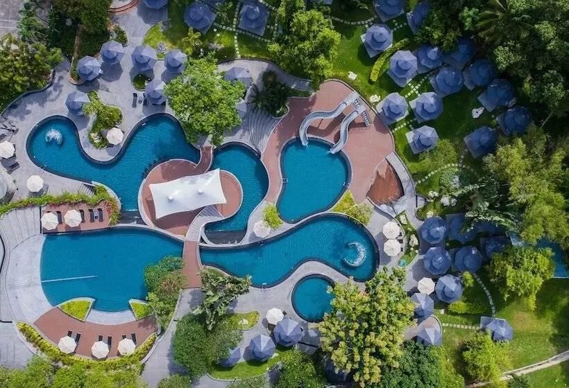 בית מלון כפרי Royal Wing Suites & Spa Pattaya