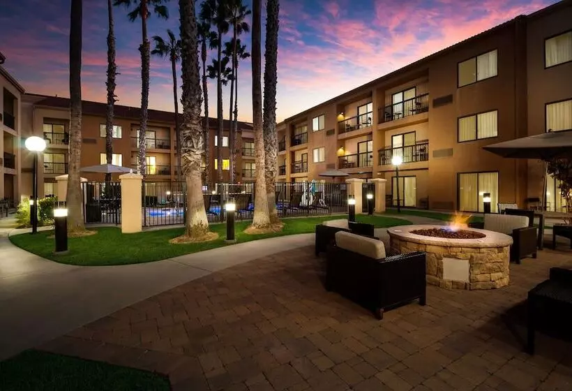 فندق Sonesta Select Huntington Beach Fountain Valley