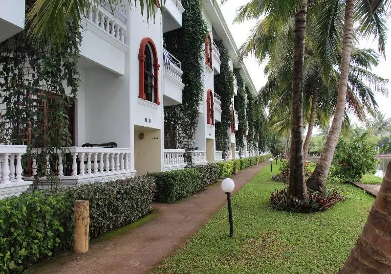 Resorte Marinha Dourada