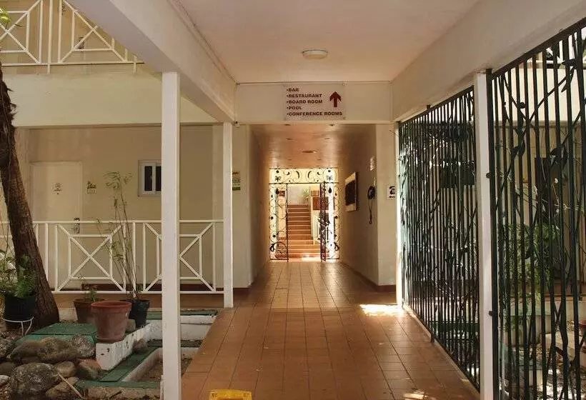 هتل Altamont Court