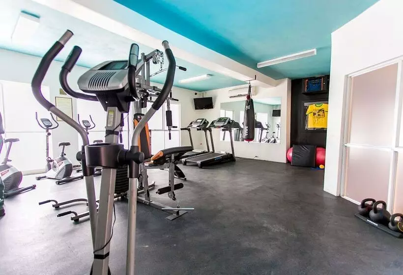 هتل Altamont Court