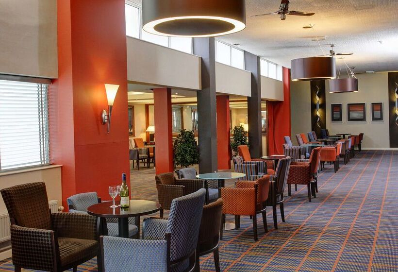 فندق Best Western Aberavon Beach