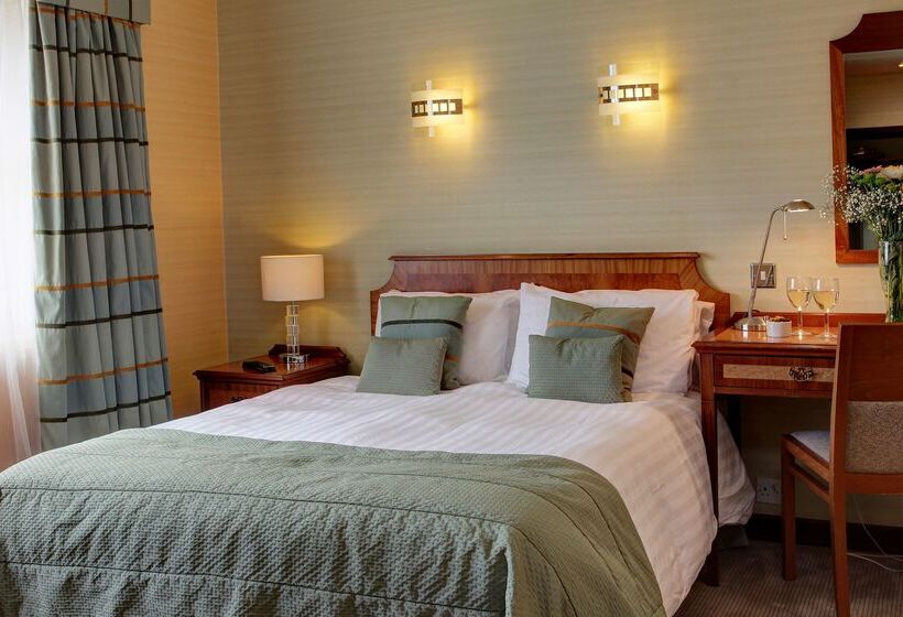 فندق Best Western Aberavon Beach