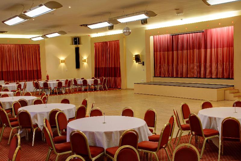 فندق Best Western Aberavon Beach