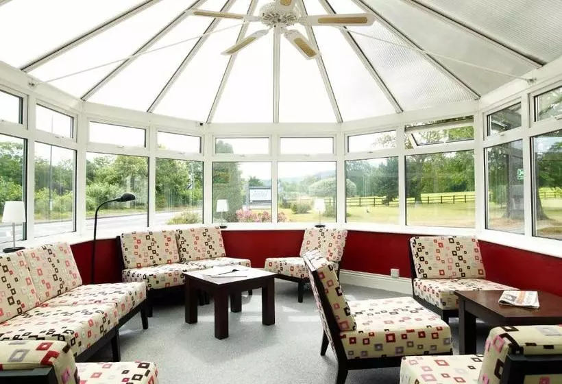 酒店 Charlton Kings