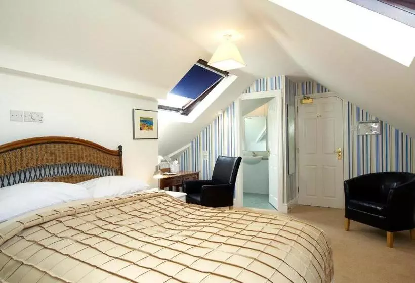 酒店 Charlton Kings