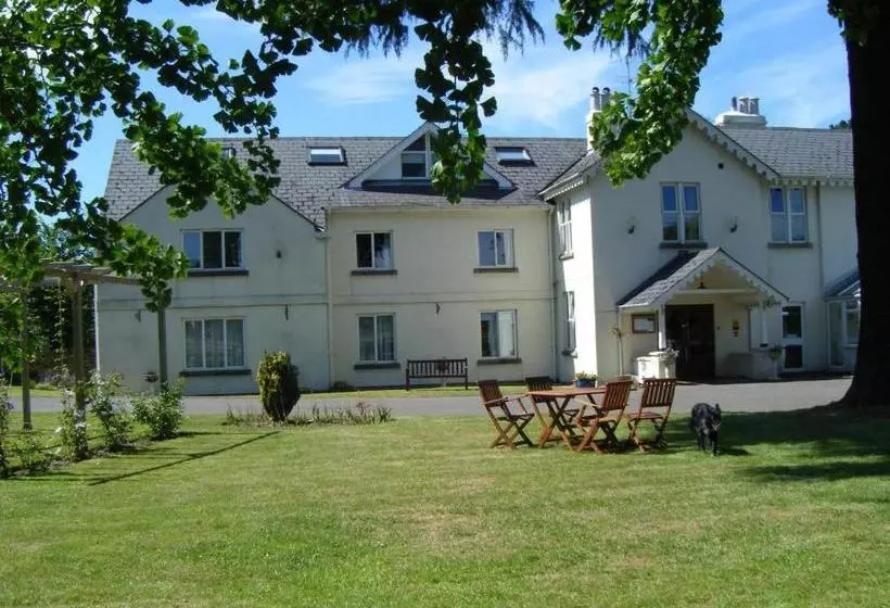 酒店 Charlton Kings