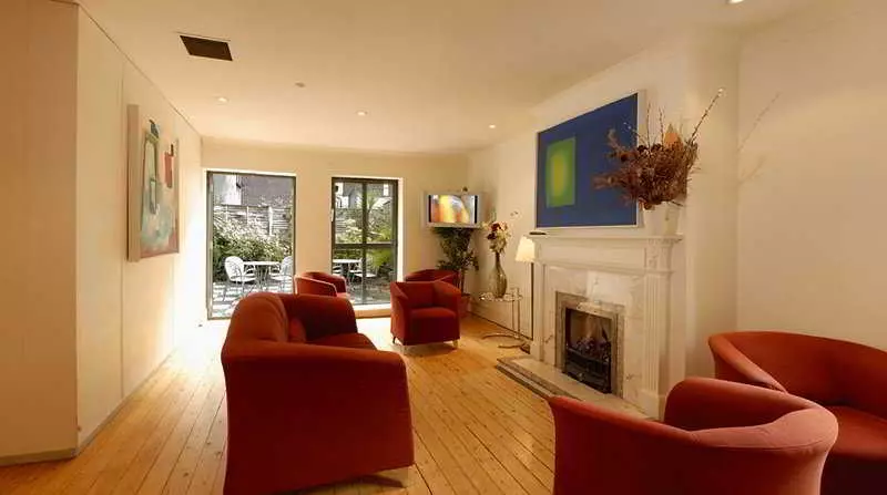 בית מלון כפרי Dublin Central Inn