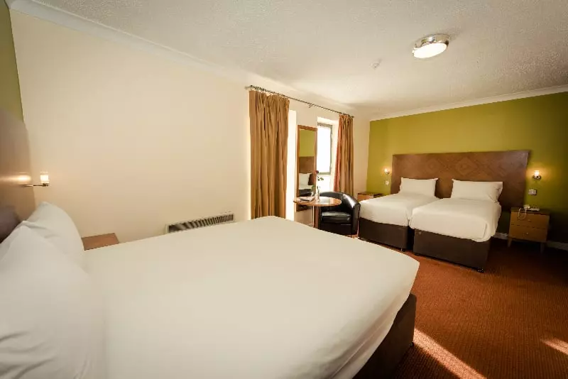 בית מלון כפרי Dublin Central Inn