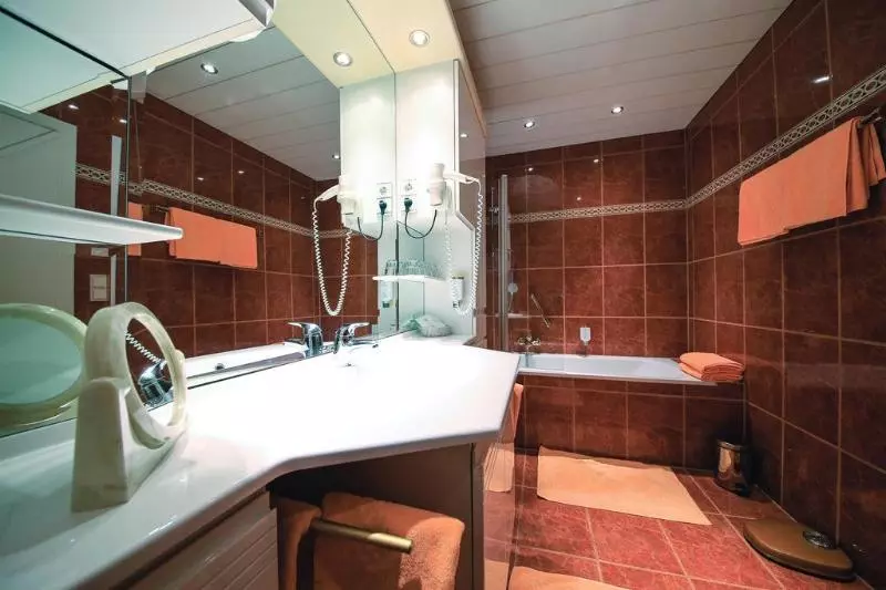 Отель Mountains