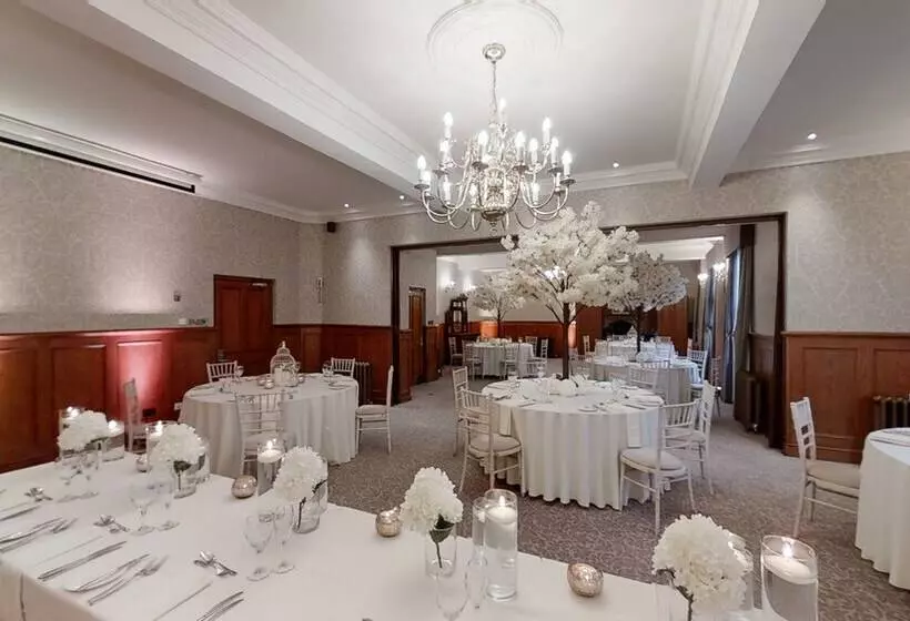 酒店 Nunsmere Hall