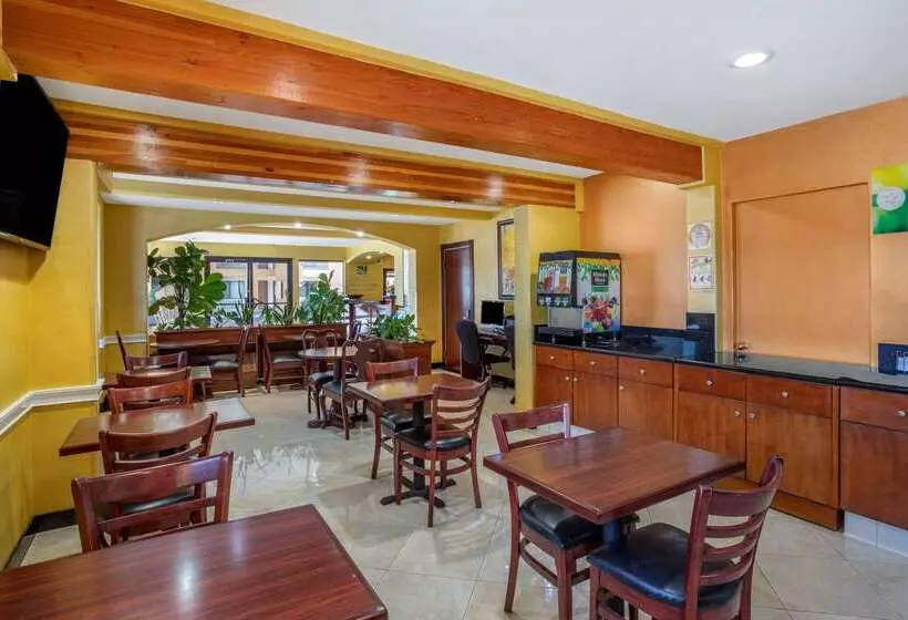 酒店 Quality Inn & Suites Westminster Seal Beach