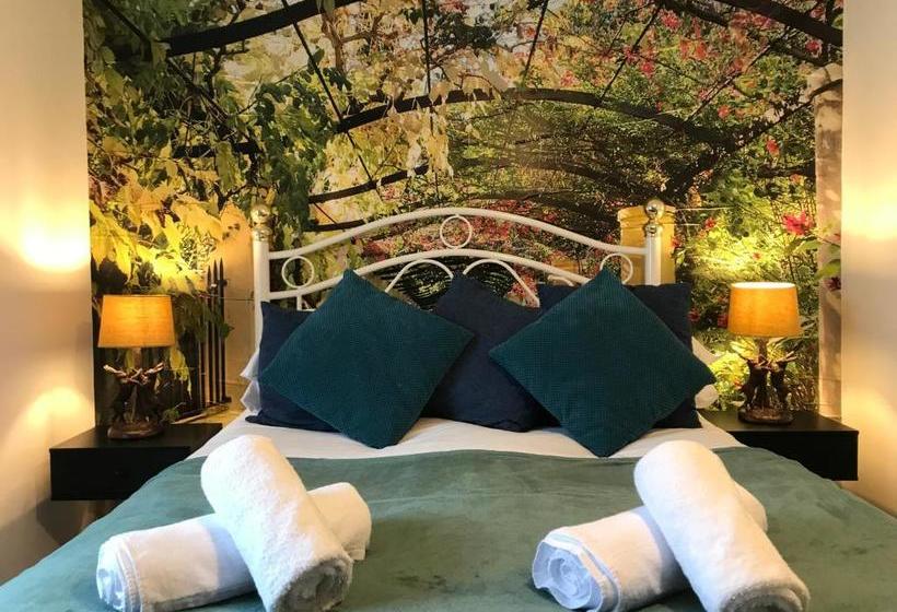 Hotel Cornish Arms Inn Port Isaac 2 Miles