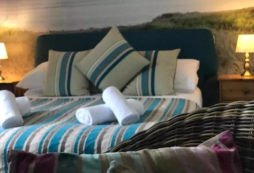 ホテル Cornish Arms Inn Port Isaac 2 Miles