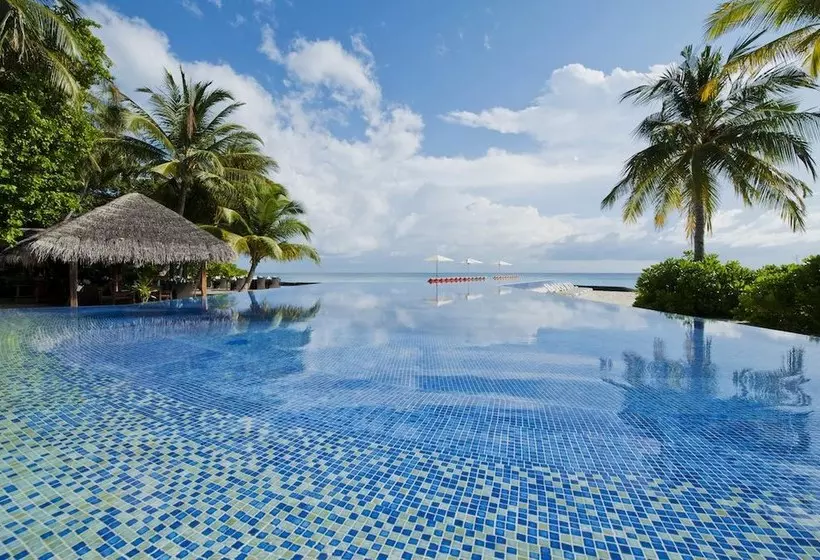 Kuramathi Island Resort