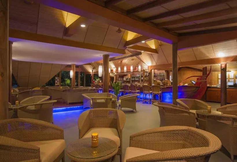 Kuramathi Island Resort