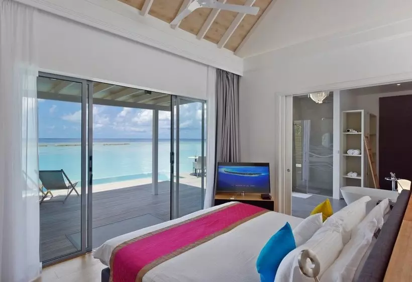 Kuramathi Island Resort