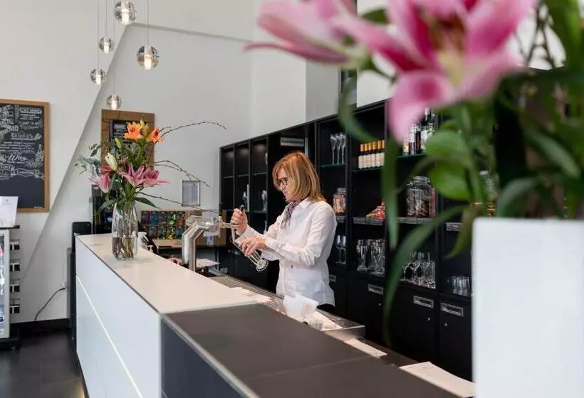 Garner Hotel Berlin - Spandau