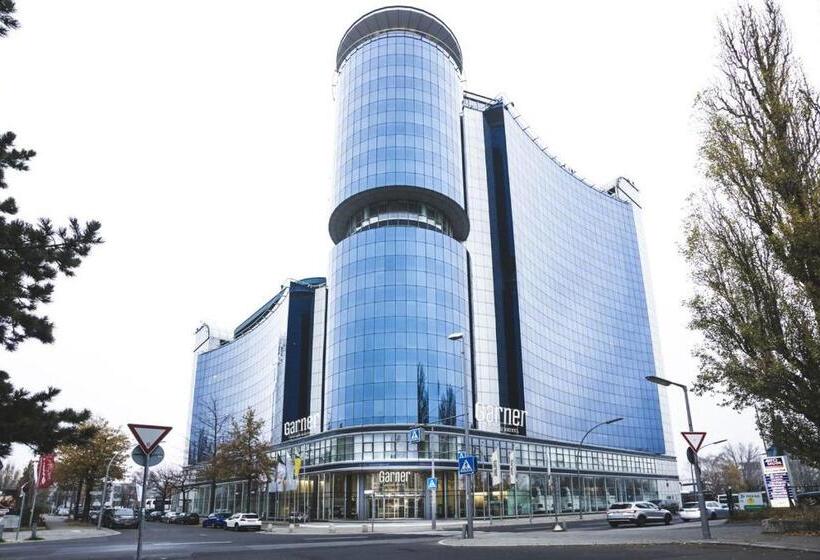 Garner Hotel Berlin - Spandau