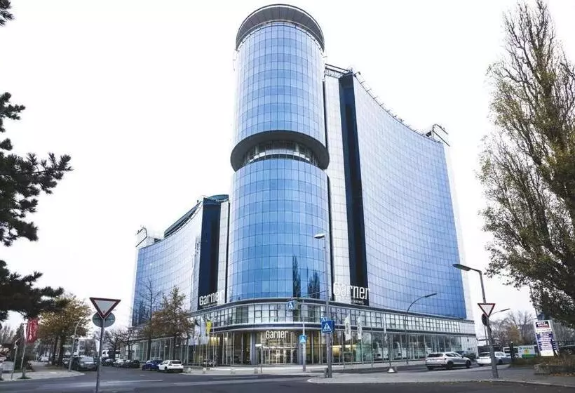 Garner Hotel Berlin - Spandau
