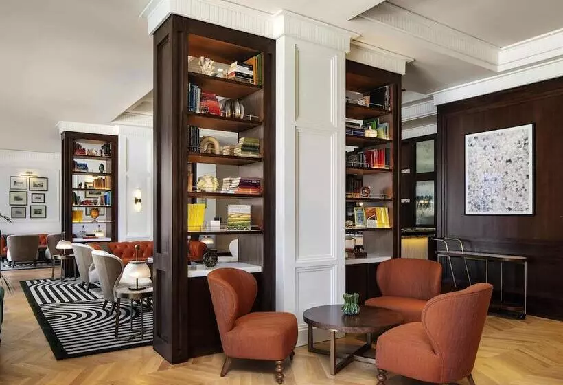 Hotel Cape Grace, A Fairmont Managed