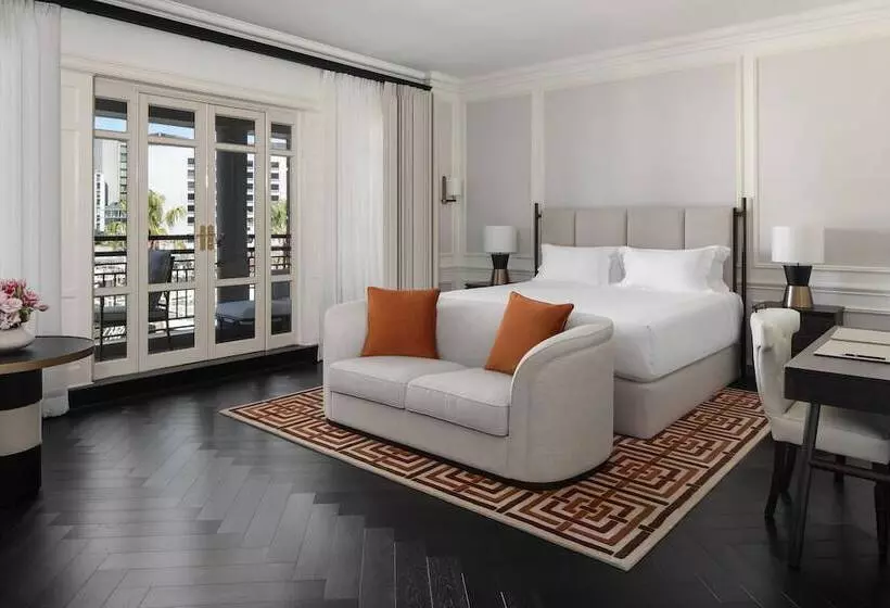 Hotel Cape Grace, A Fairmont Managed